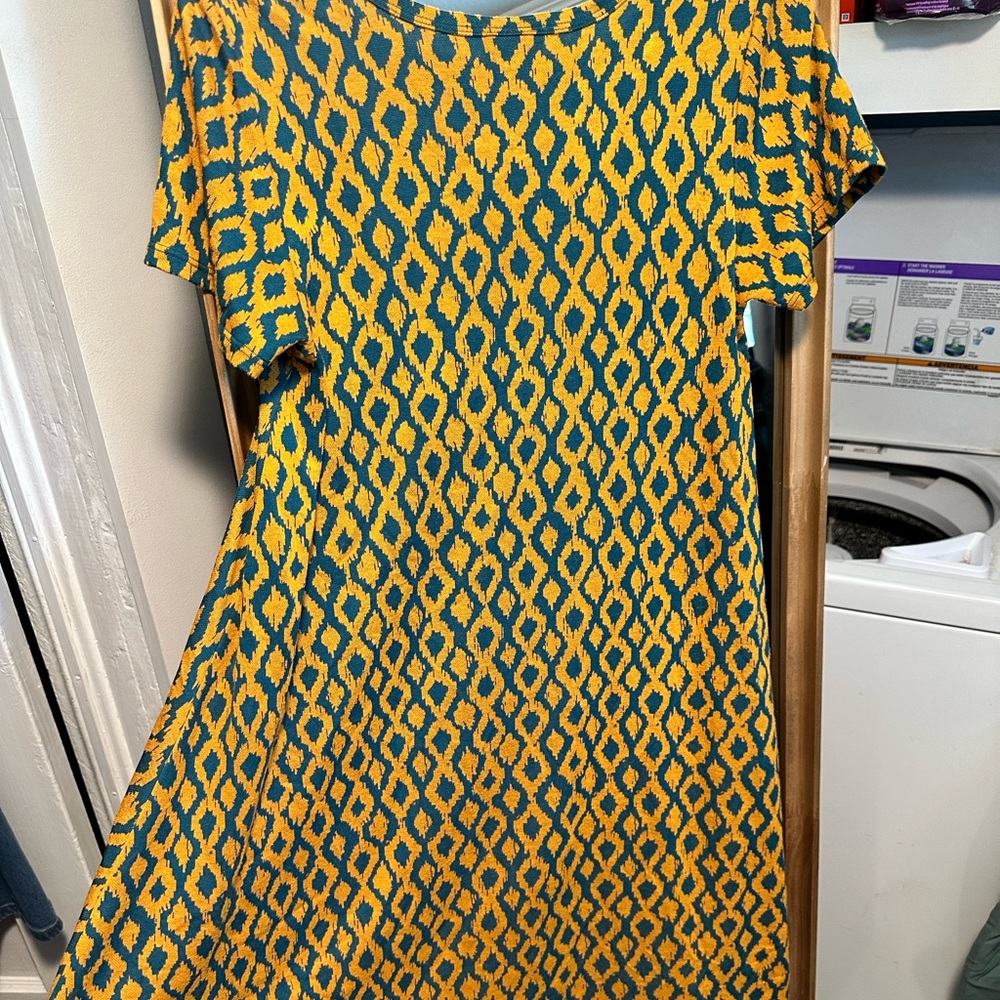 Lularoe long sleeve shirt, dress and pencil skirt!